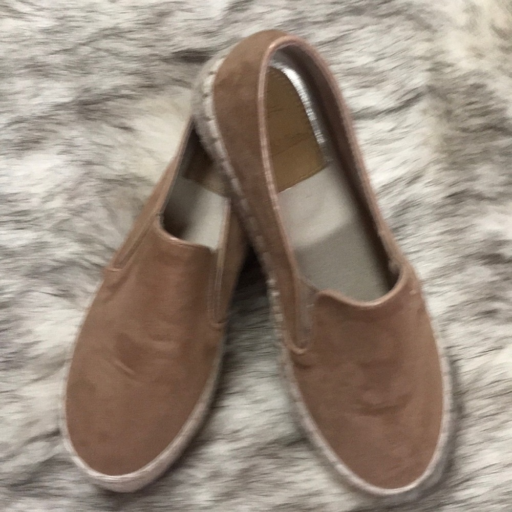 Casual shoe